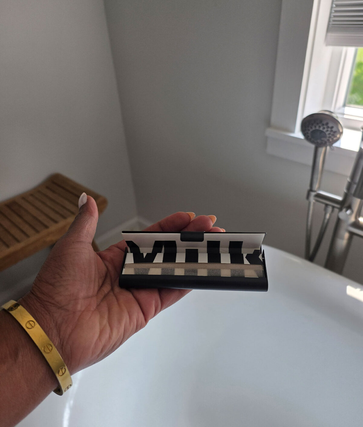 milk-makeup-review-roll-and-blot-paper.