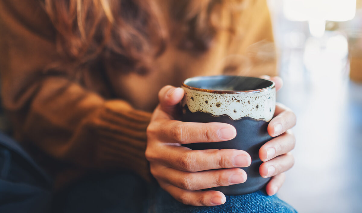 stomach-bloat-tips-tea