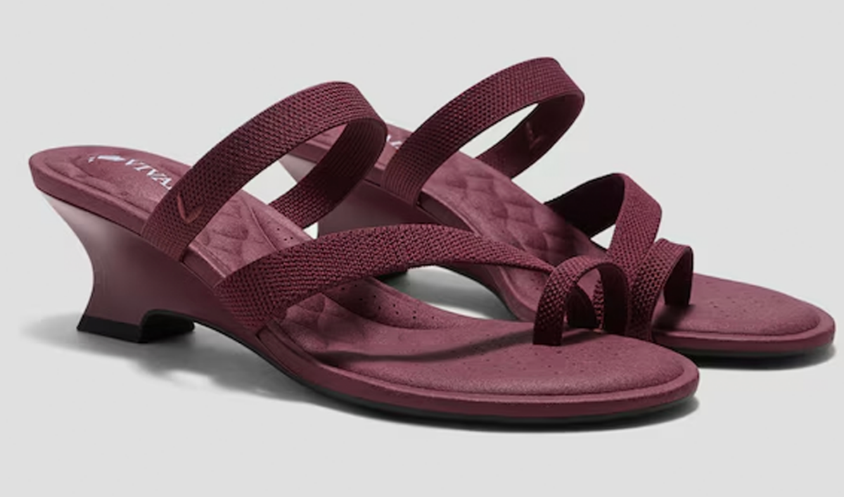 vivaiakittenwedgesandals 1200x706
