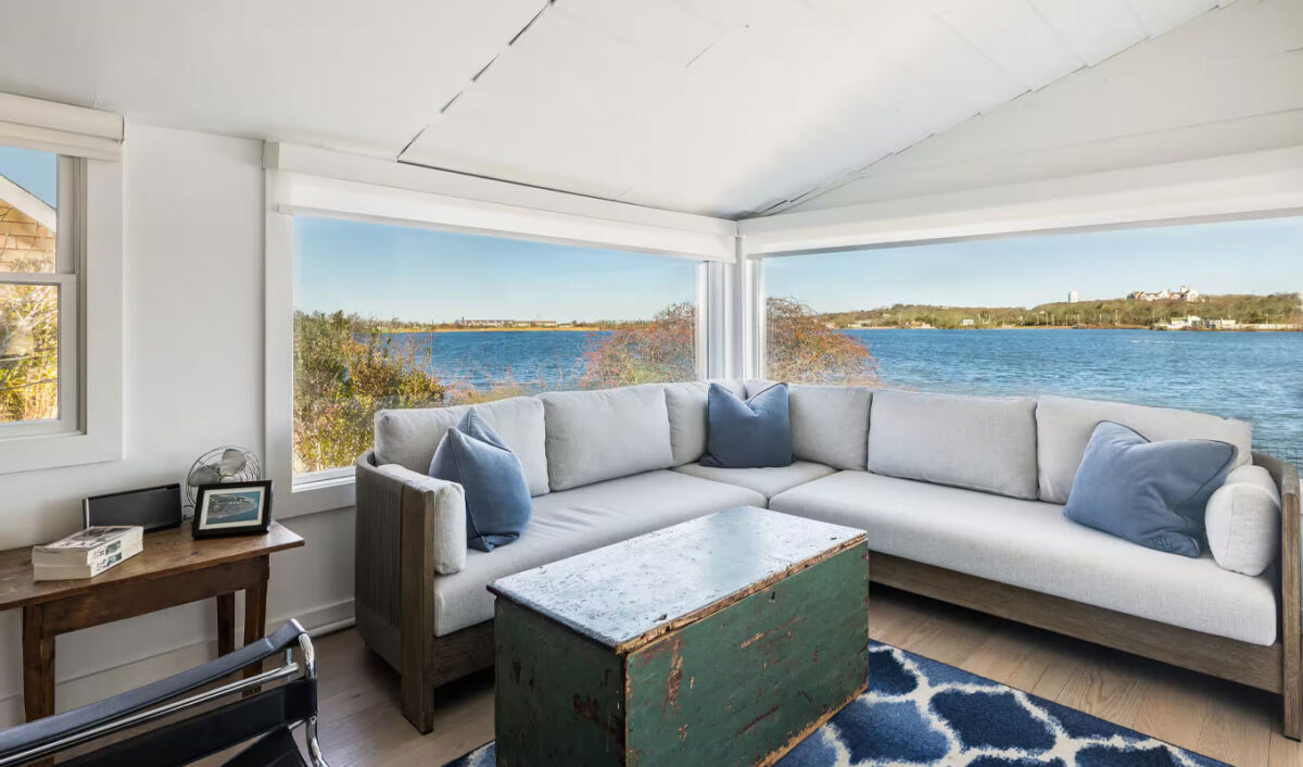 waterfront-cottage-fort-pond-montauk-ny.