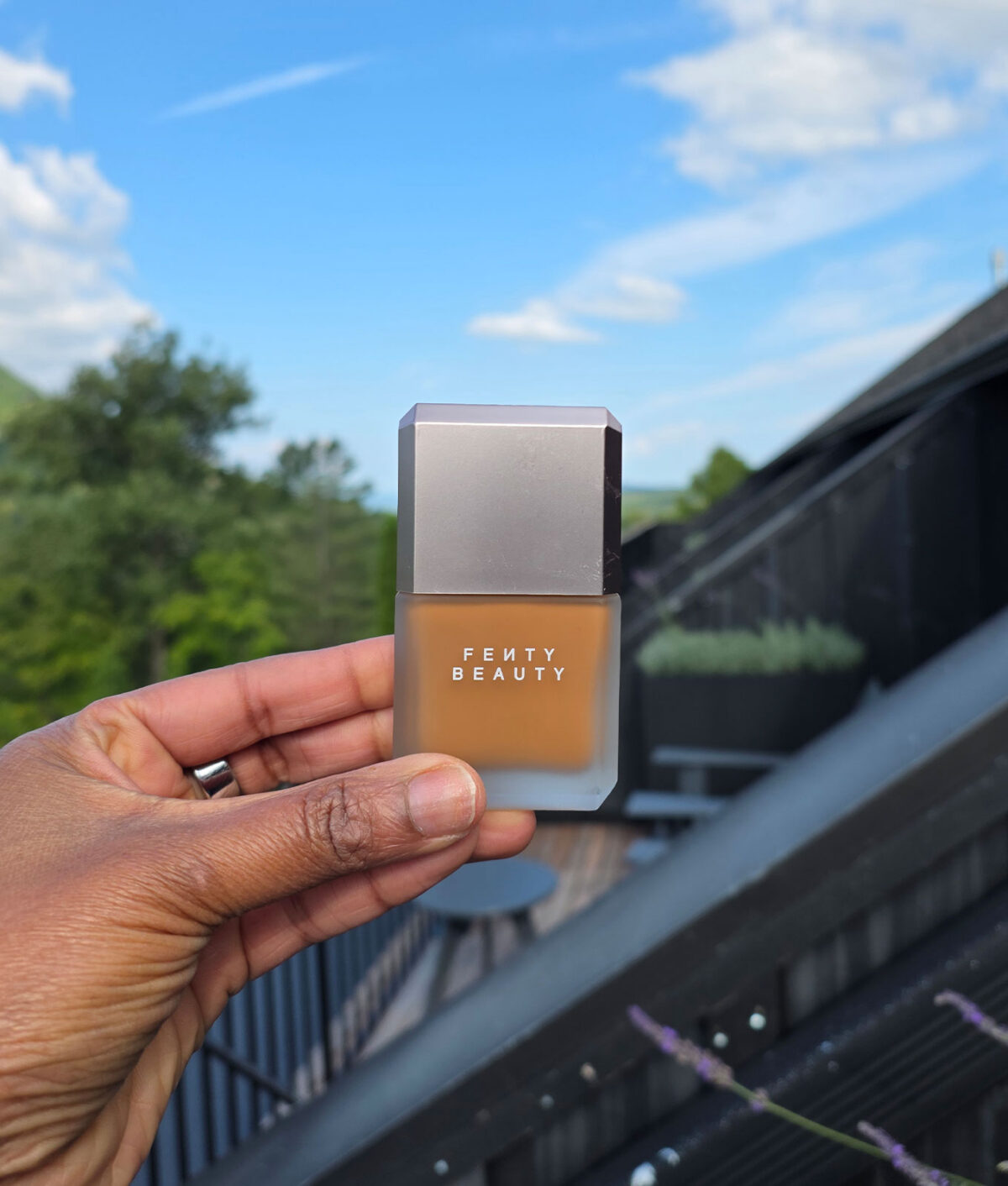 whats-deena-loving-august-sept-fenty-beauty-pro-filtr-matte-foundation.