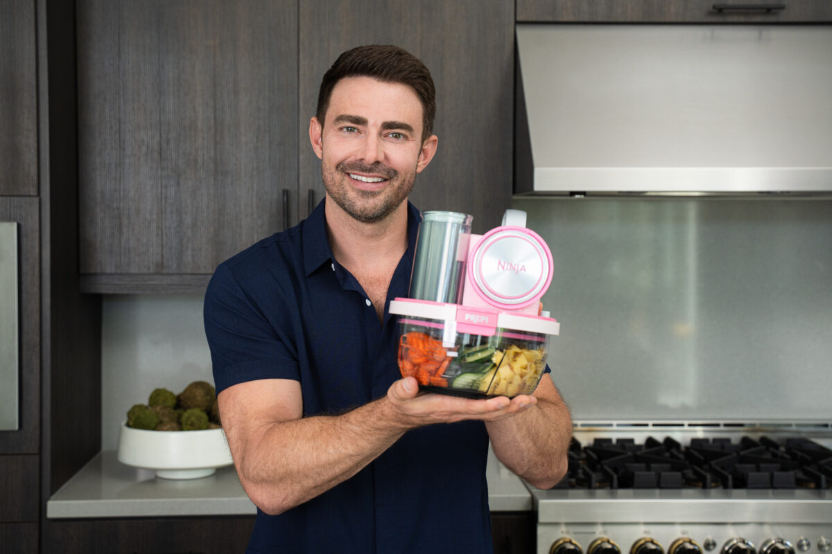 jonathan bennett exclusive mean girls