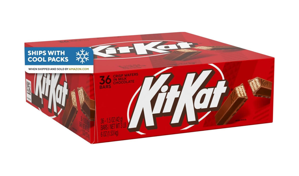 best halloween candy: kit kat