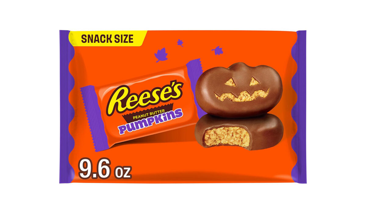 best halloween candy reeses pumpkins 1200x706