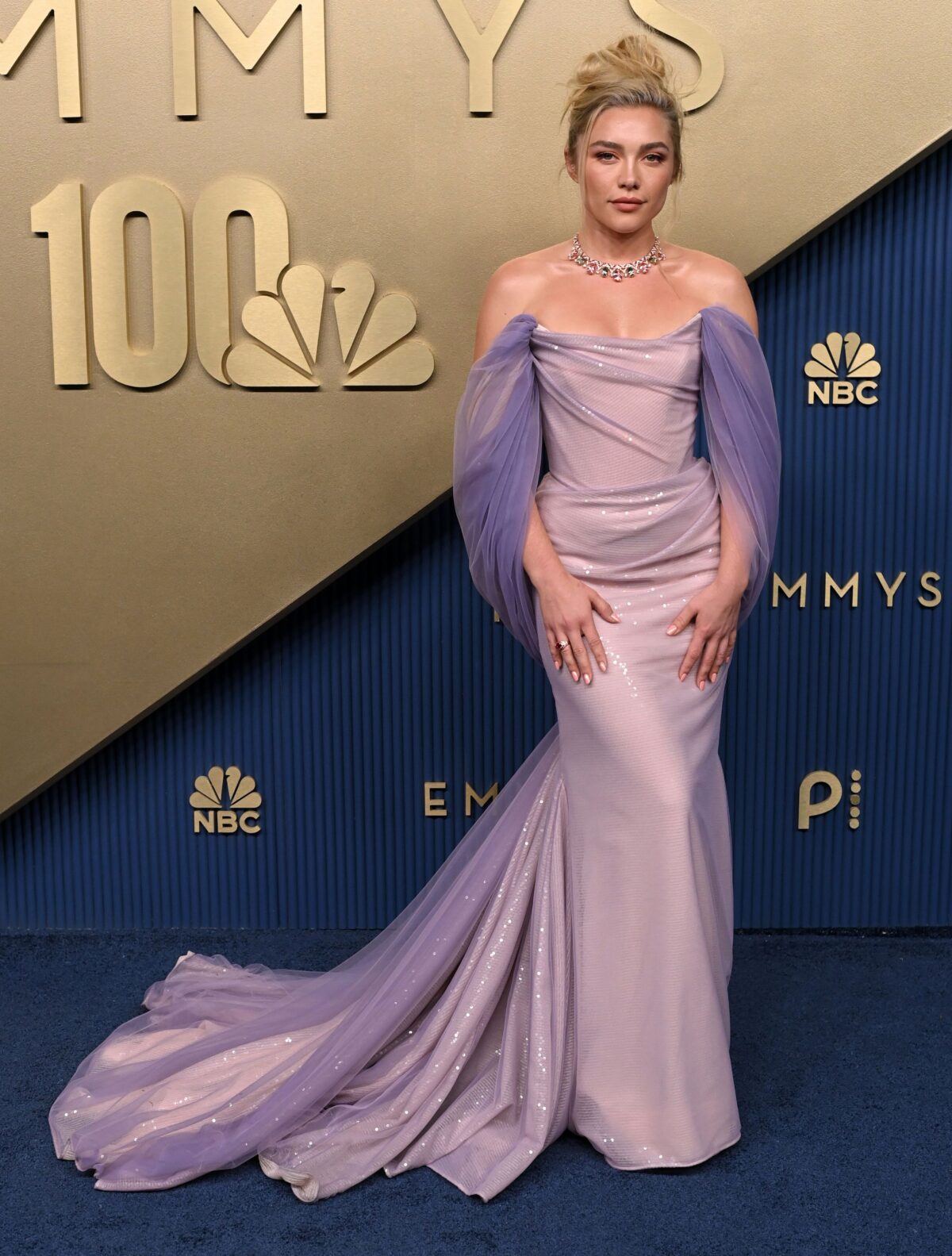 emmys florence pugh 1200x1583