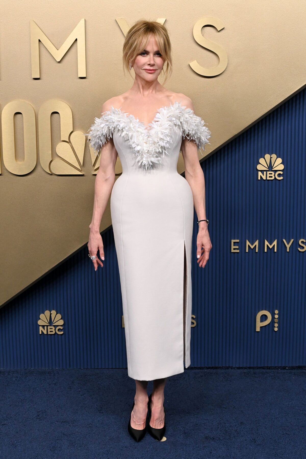 Emmys 2026 Red Carpet: Nicole Kidman in feathered dress