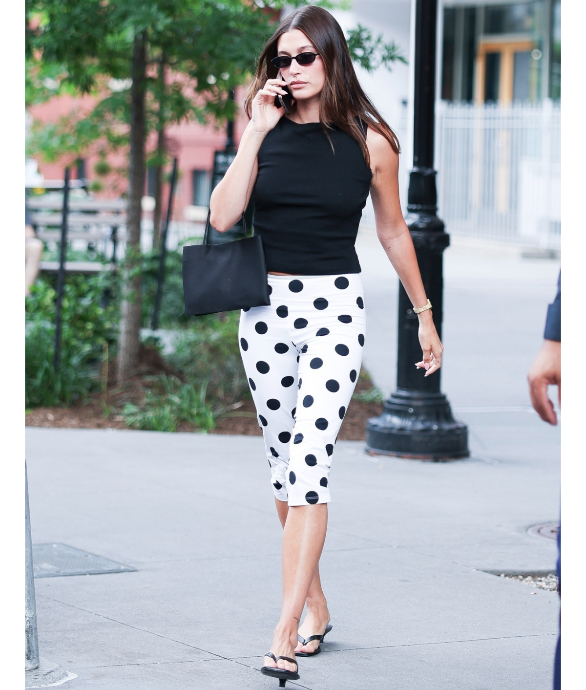 hailey bieber polka dot capris 1200x1412