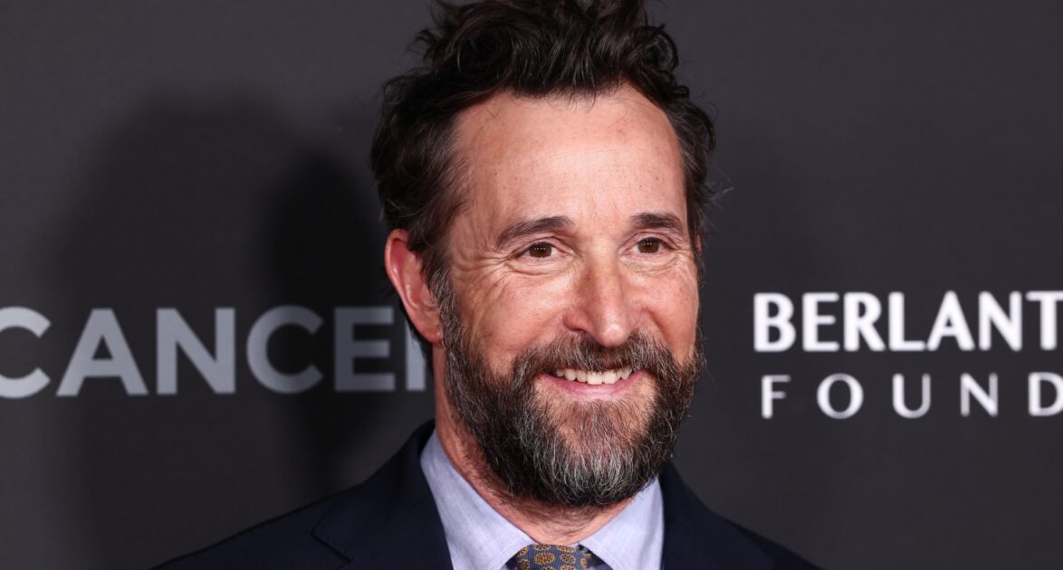 Noah Wyle Named Sexiest Man Alive—But Fans Can't Stop Bringing Up George Clooney