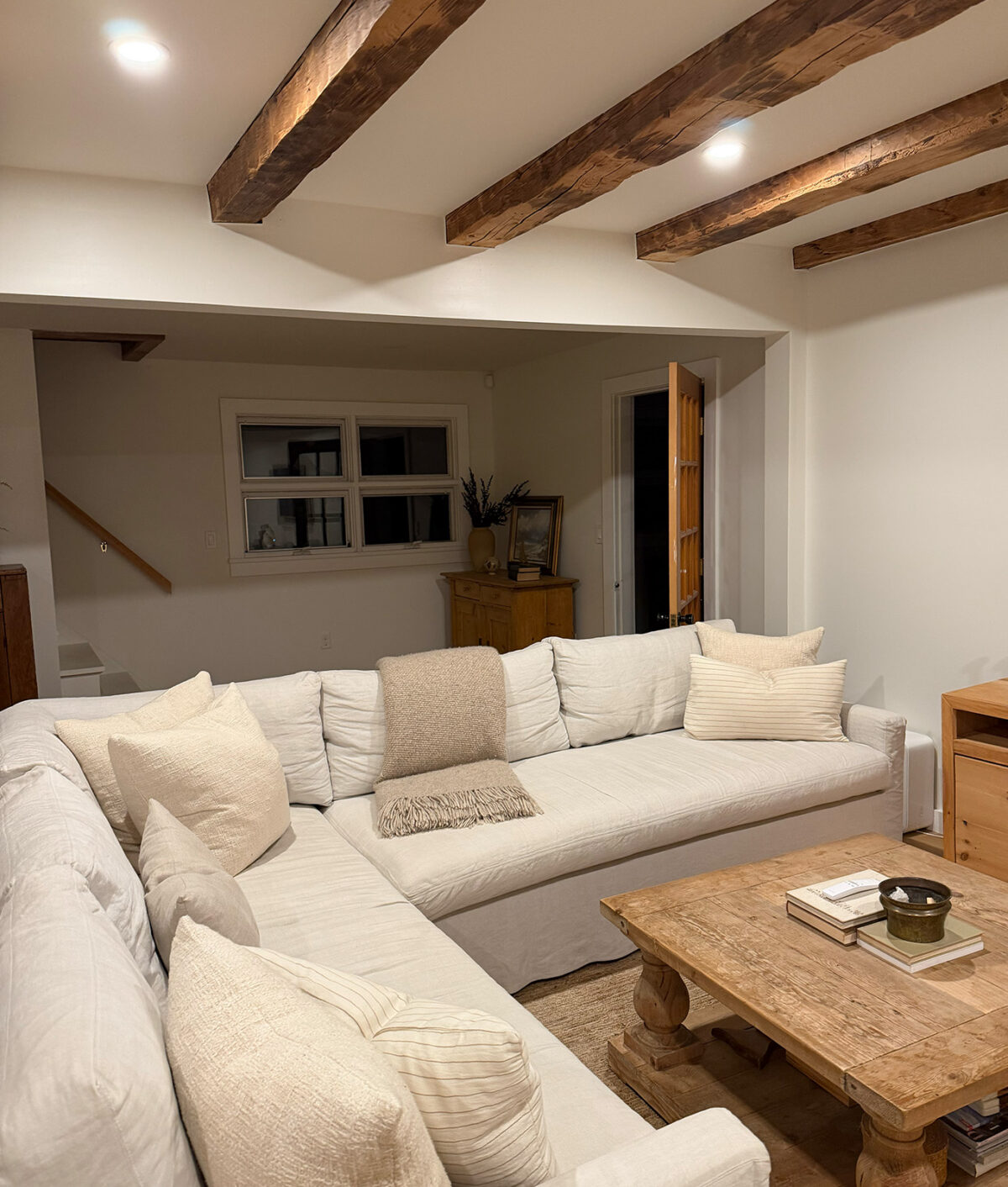 airbnb living room 1200x1412