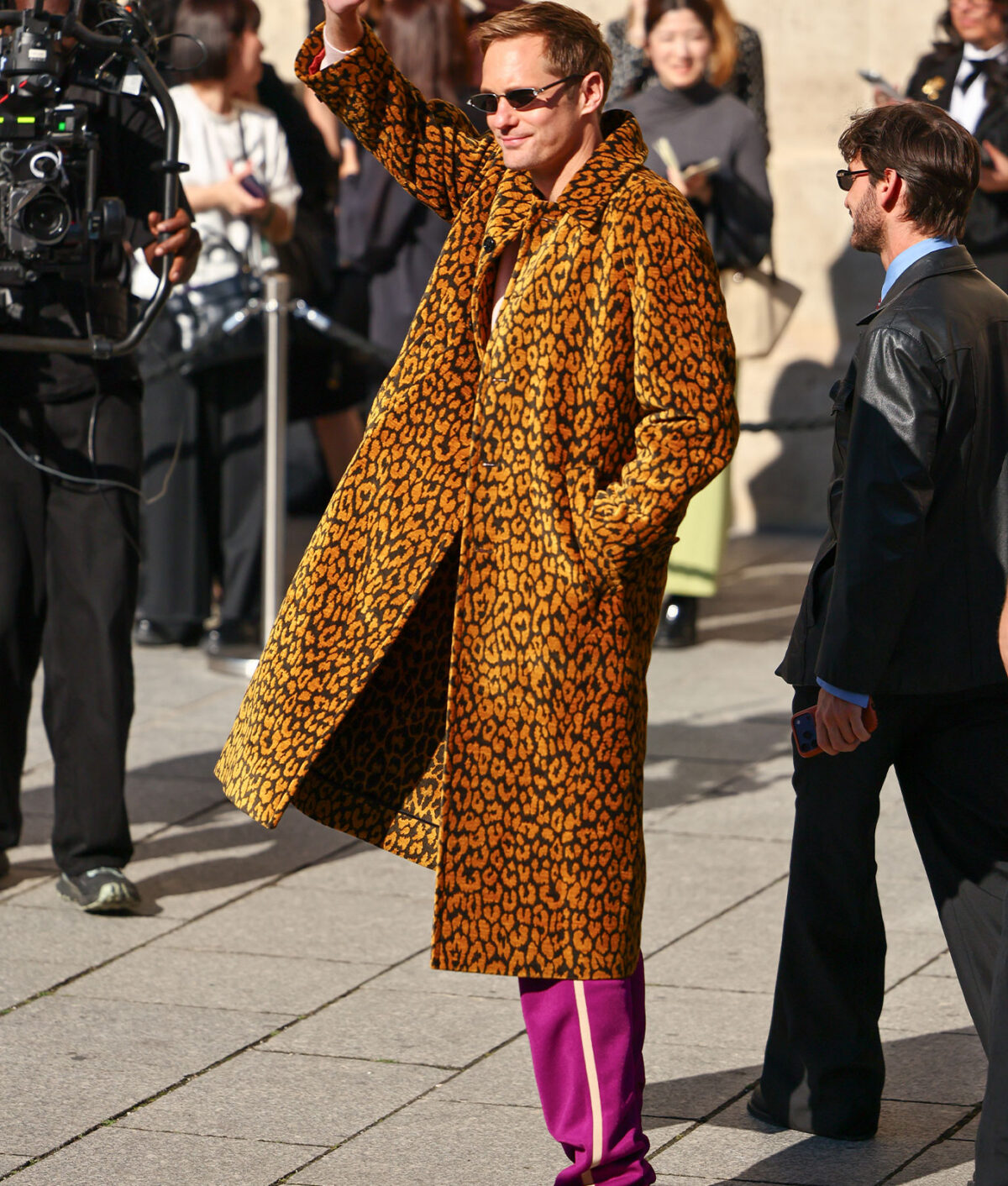 alexander-skarsgard-valentino-leopard-coat