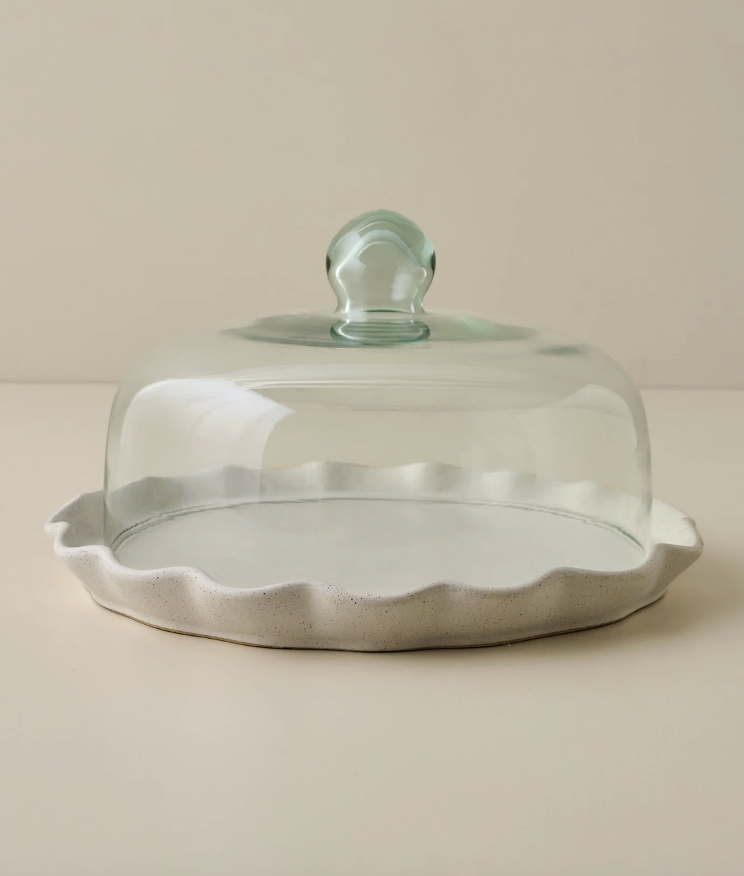 cake stand