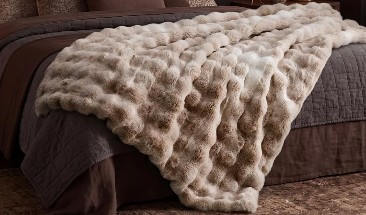 The Bedsure Fluffy Faux Fur Throw Blanket.